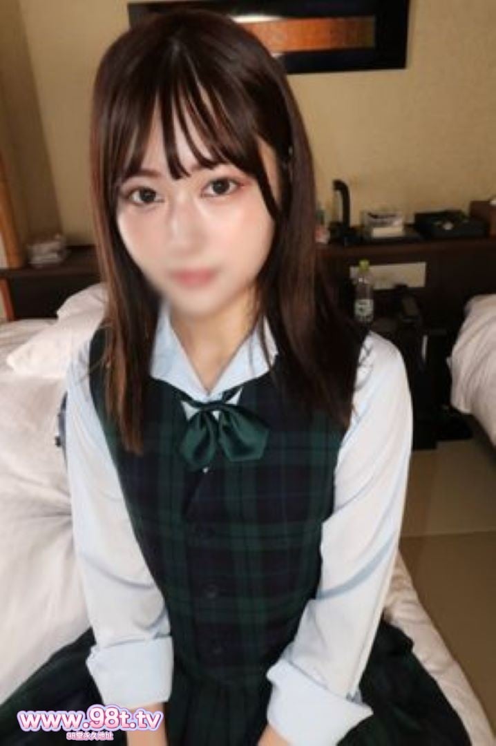 FC2PPV-4732973-無修正<潮吹き!帰国子女>純真無垢な清楚系げ.んえ/き.1.8